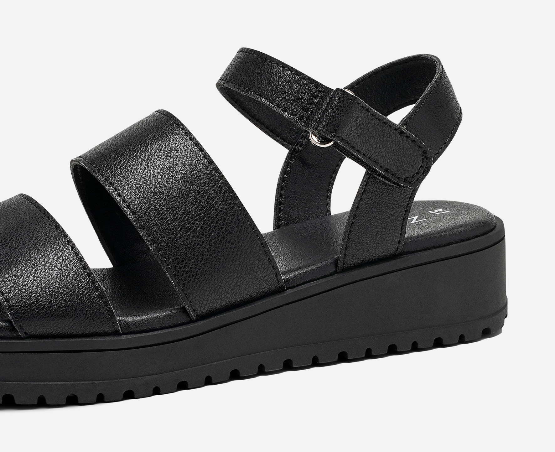 ZOEY, Sandaler med låg klack Svarta