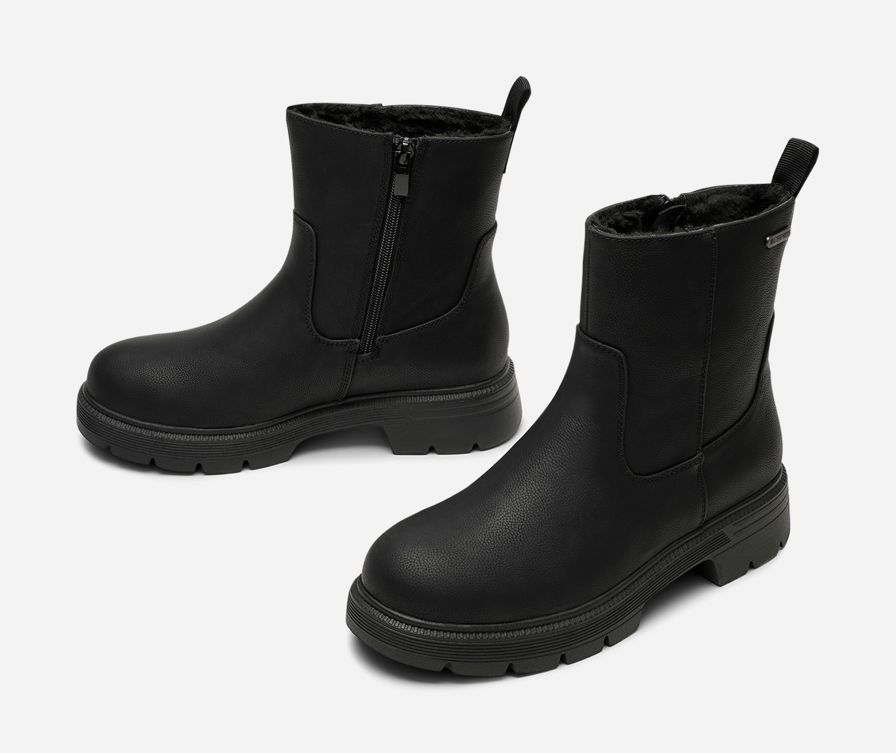 CLOU, Varmfodrade boots med inbyggd brodd Svarta