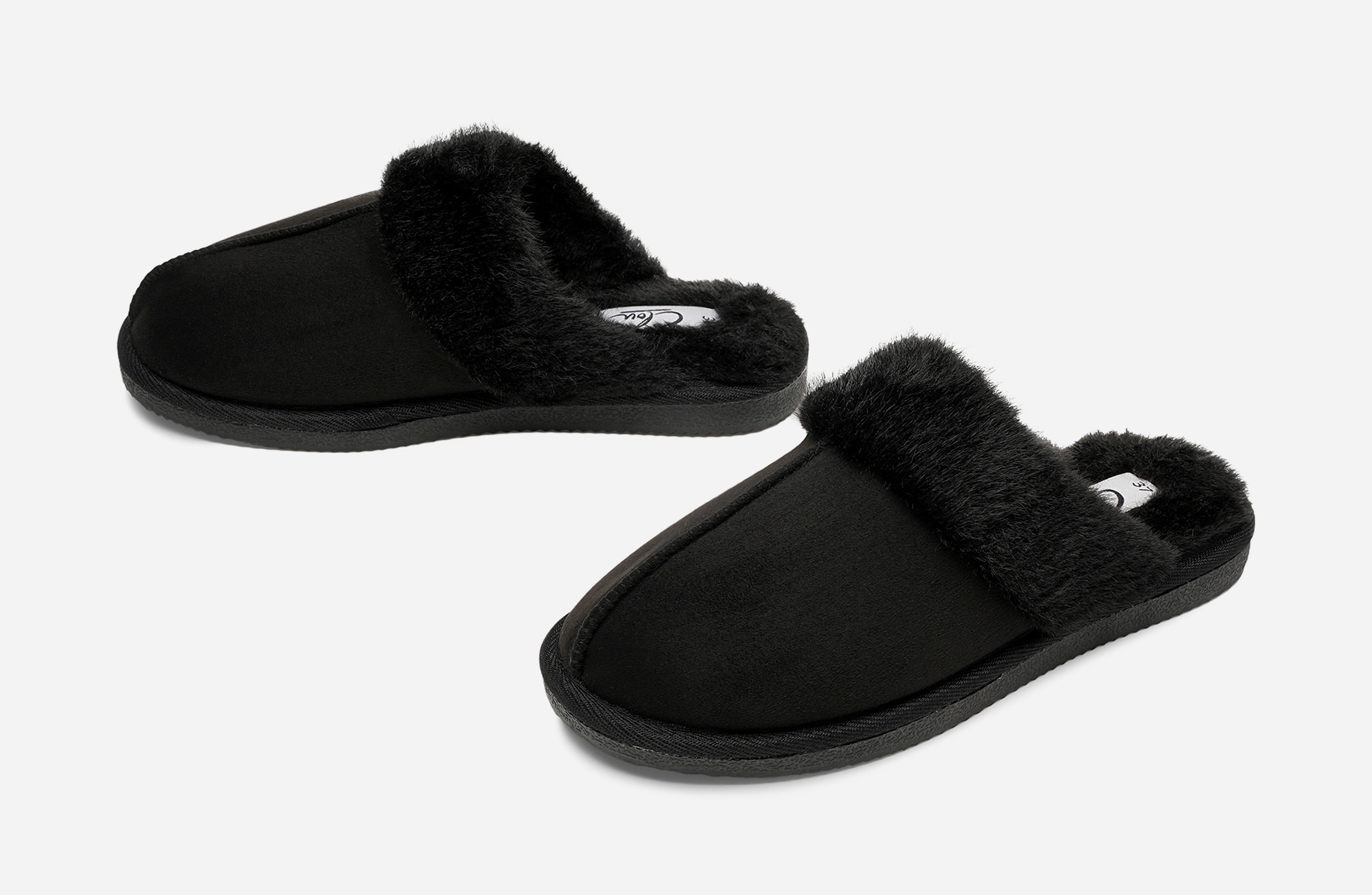 CLOU, Tofflor Svarta