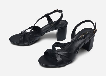 CLOU, SANDALETTER MED REMMAR
