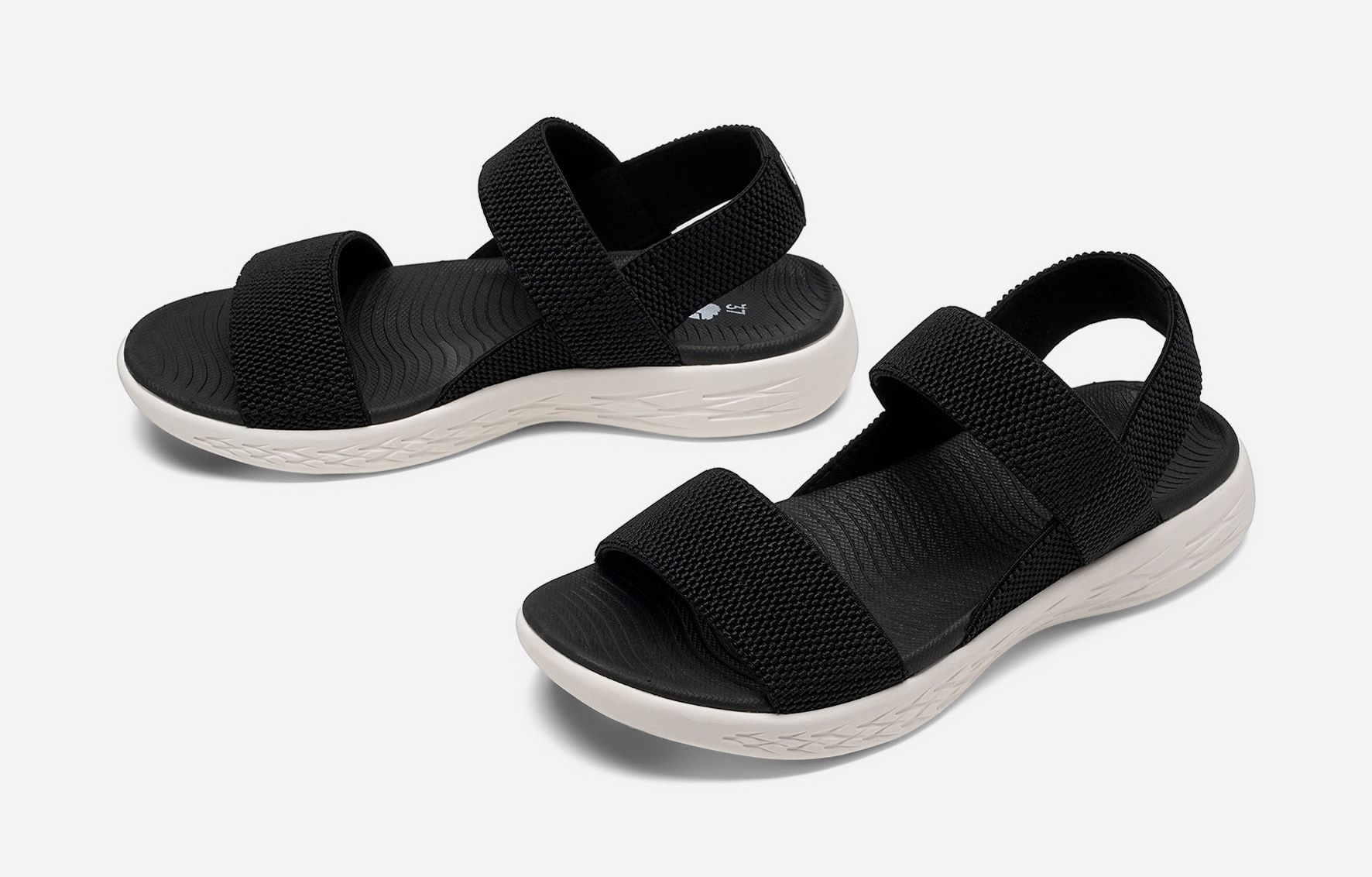 LEJON, Sandaler med remmar Svarta