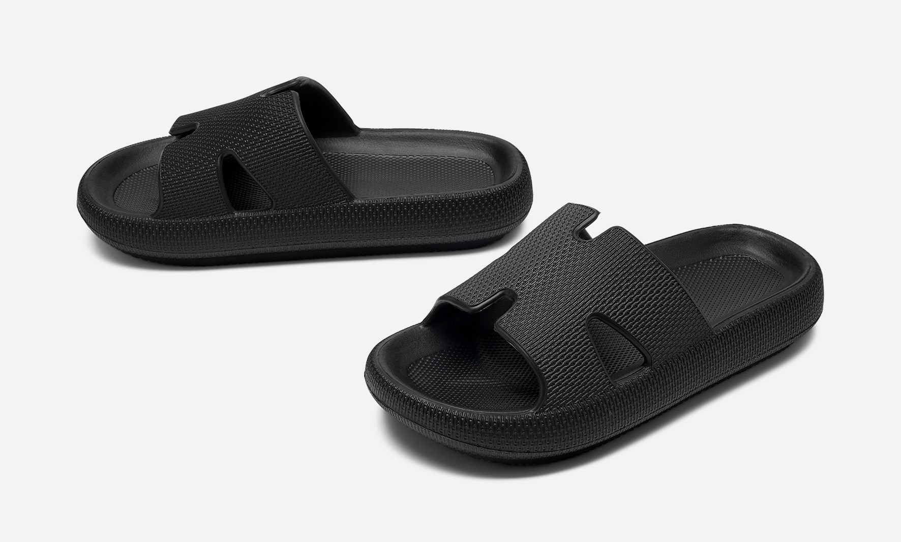 LEJON, Tofflor Svarta