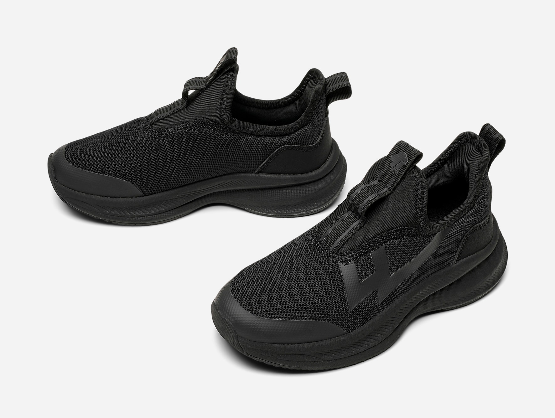 LEJON, Slip-on sneakers Svarta