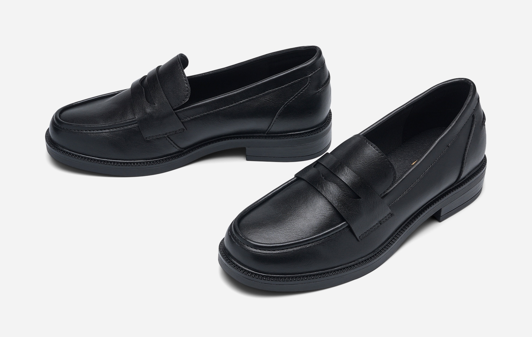 CLOU, Loafers Svarta
