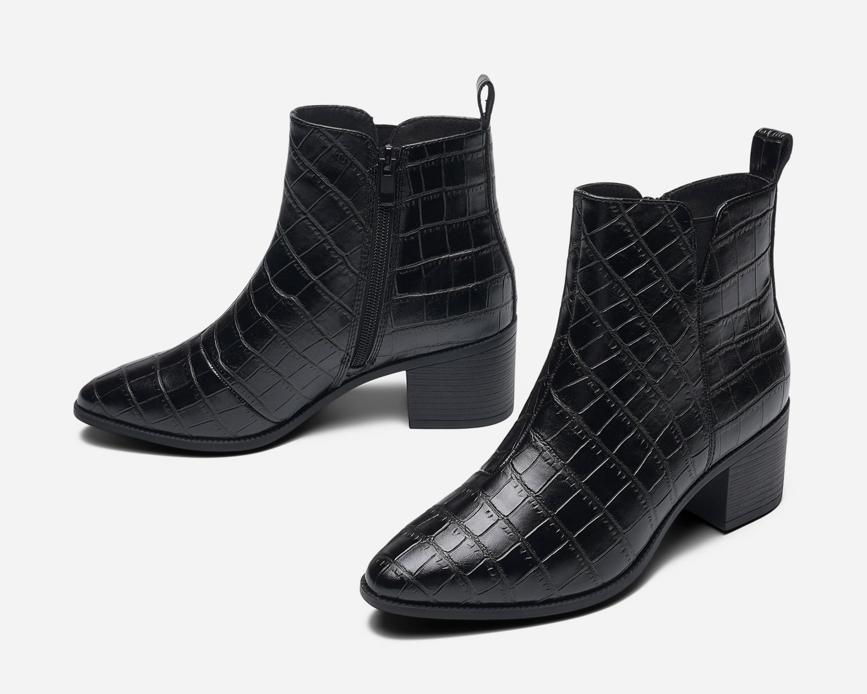 CLOU, Boots Svarta
