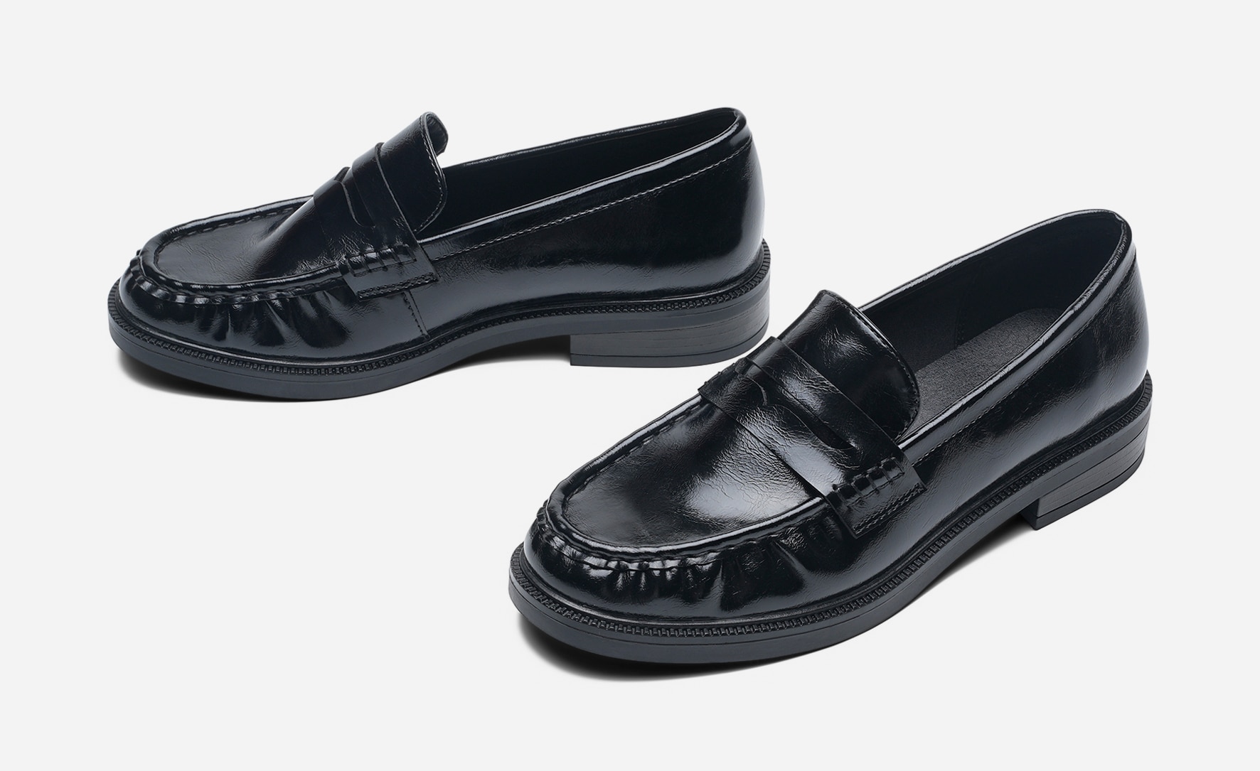CLOU, Loafers Svarta
